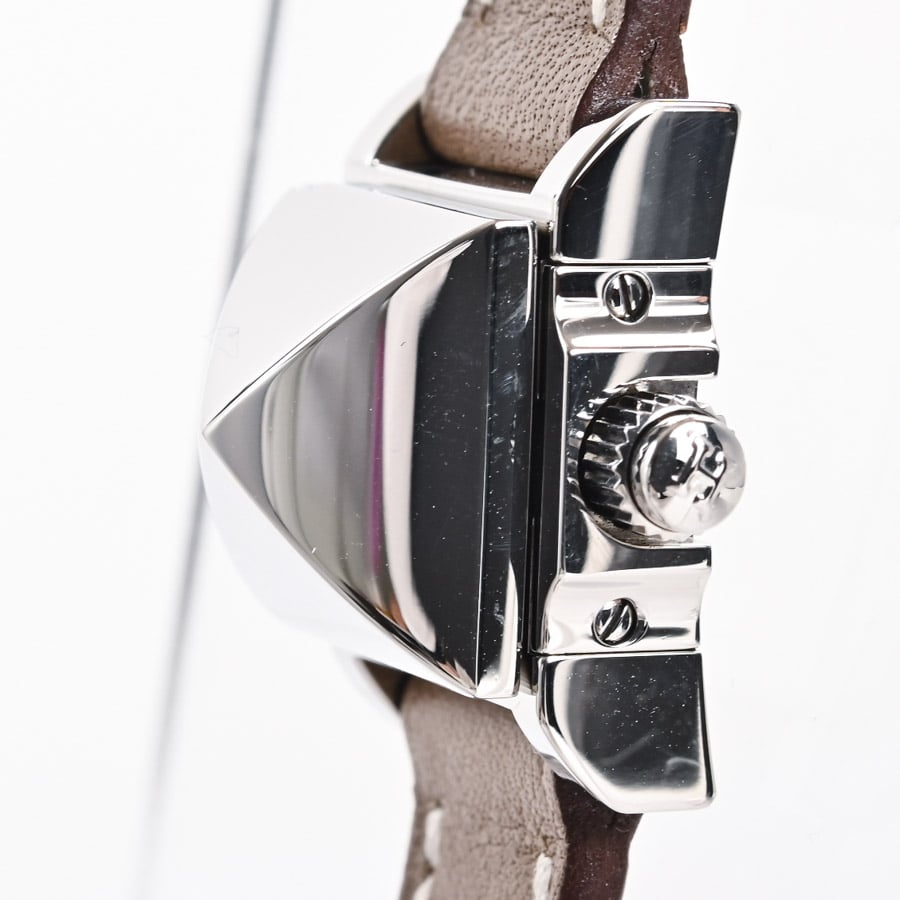 エルメスメドールシルバー時計 まるでスタッズブレスレット？大人