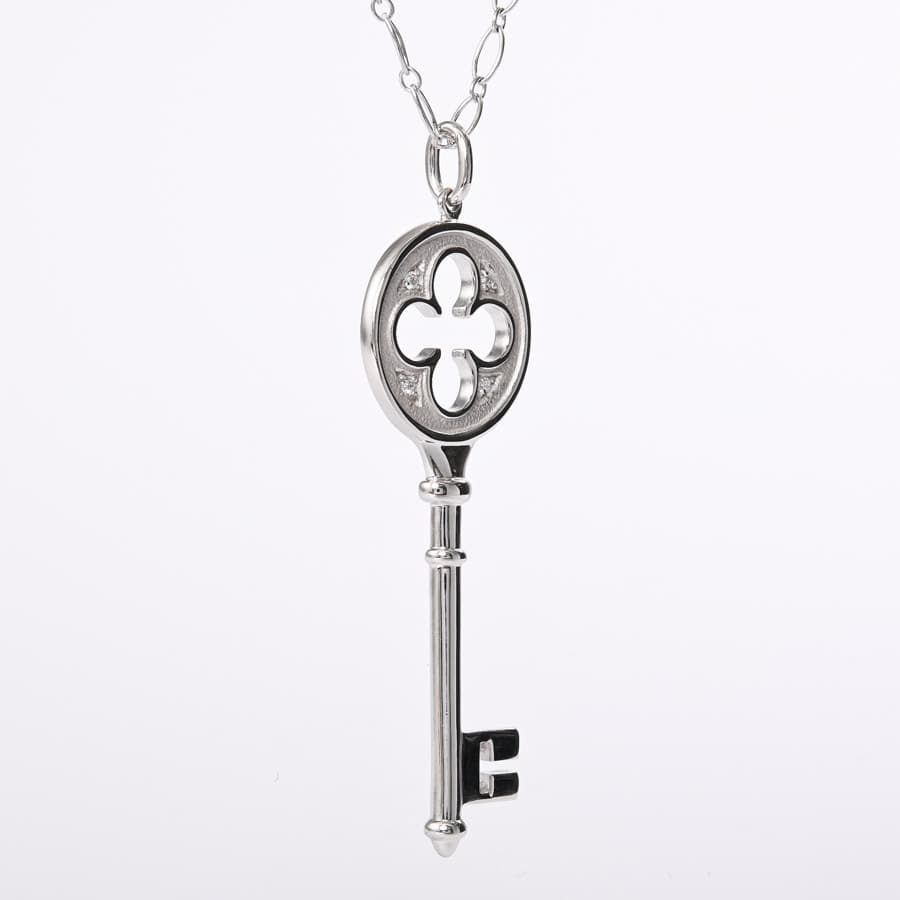 Tiffany & Co. クローバーチャーム Tiffany & Co. クローバーチャーム Tiffany Clover | eBay