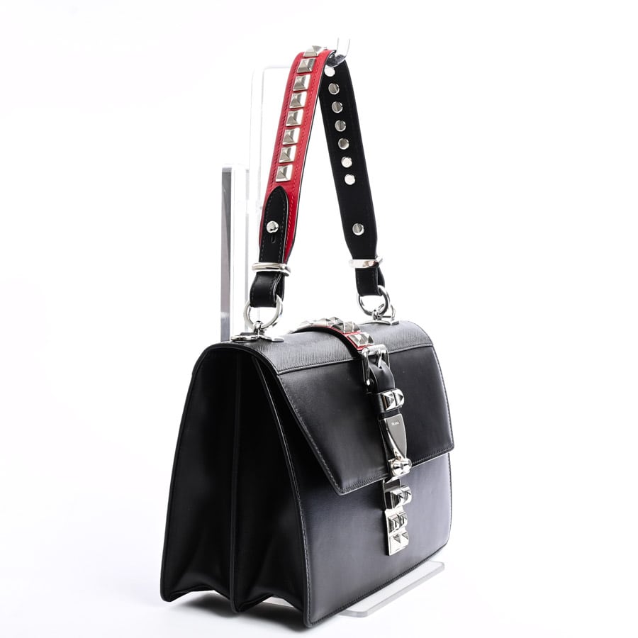 プラダショルダーバッグ PRADA(プラダ) ショルダーバッグ2VH797 2VH797 ブラック｜【公式