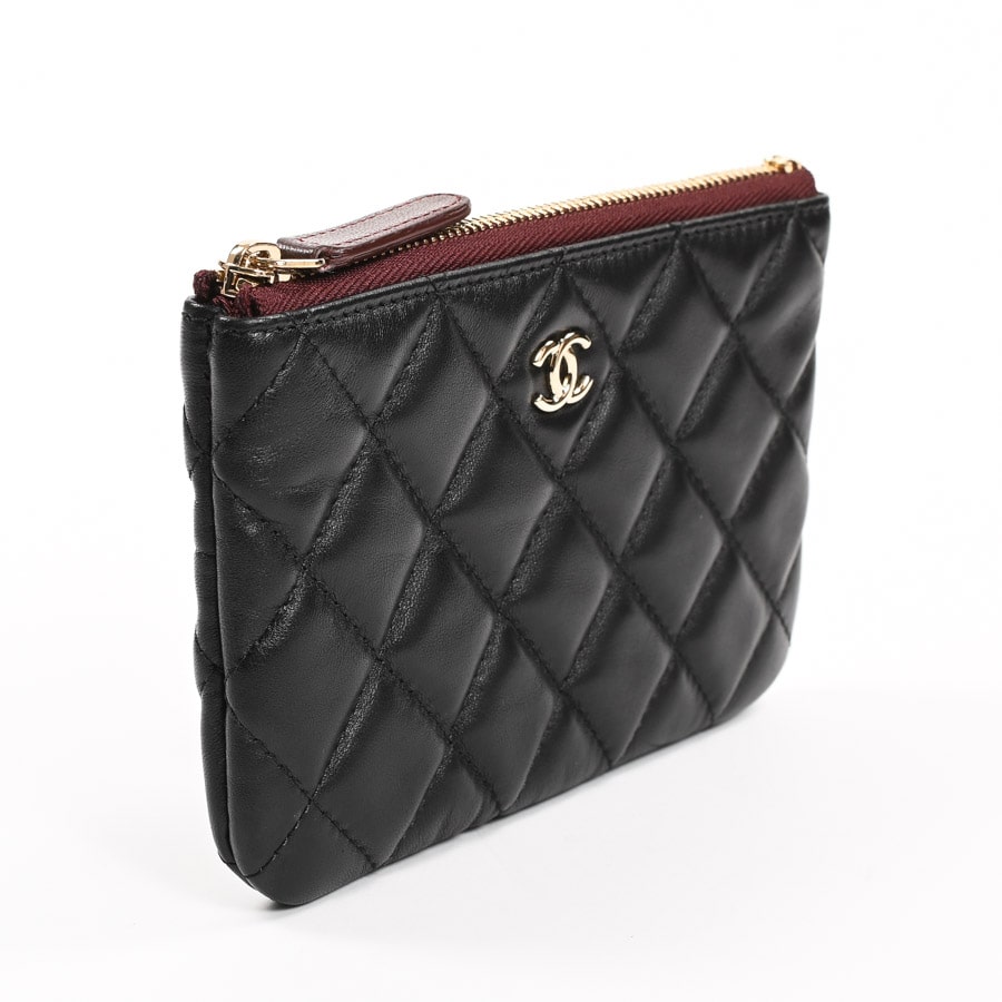 シャネル | クラシックミニポーチ | A82365 | ラムスキン | 中古A品