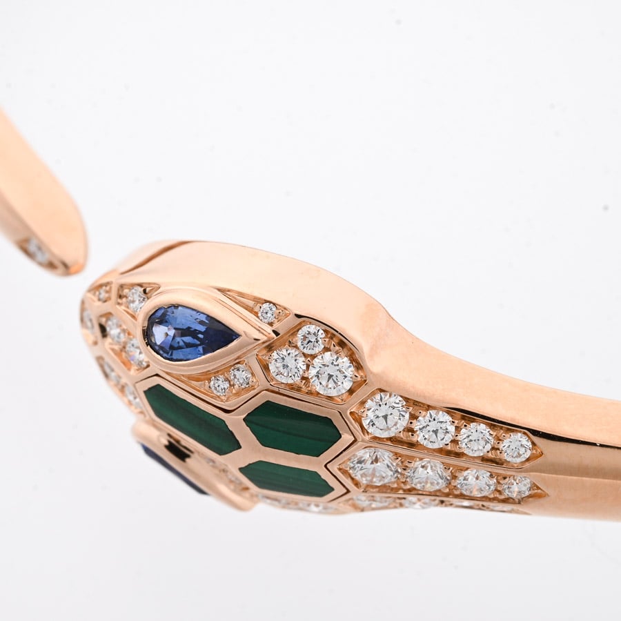 BVLGARI セルペンティ
バングル ブラック グリーン レザー セルペンティ セドゥットーリ | 356201 | K18ピンクゴールド