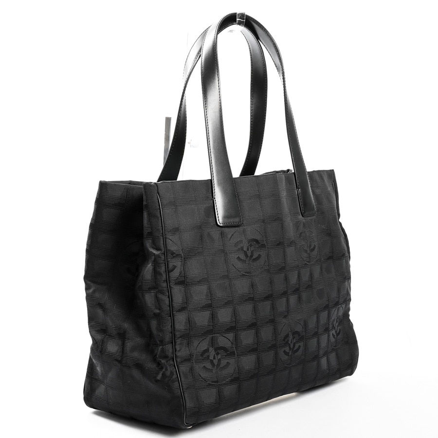 シャネル ナイロンレザー トラベルライン トートバッグ A15991 シャネル CHANEL ニュートラベルライントートMM A15991 トート