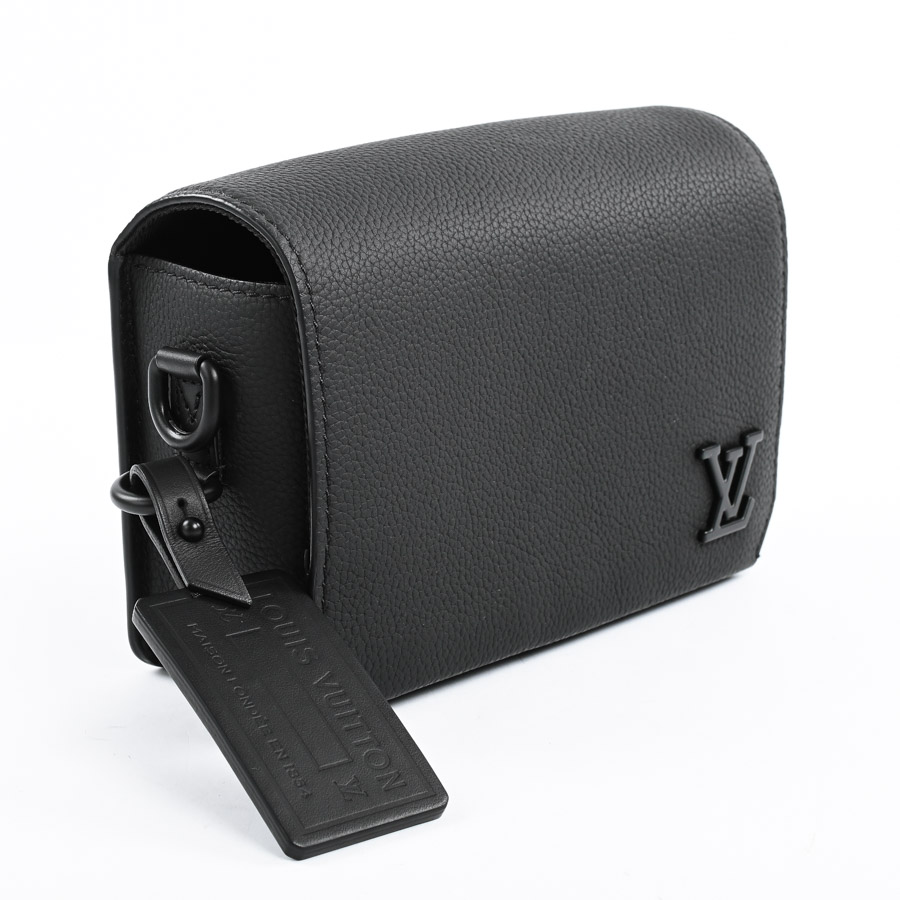 ファストラインウェアラブルウォレット(約W17.5xH12xD7cm