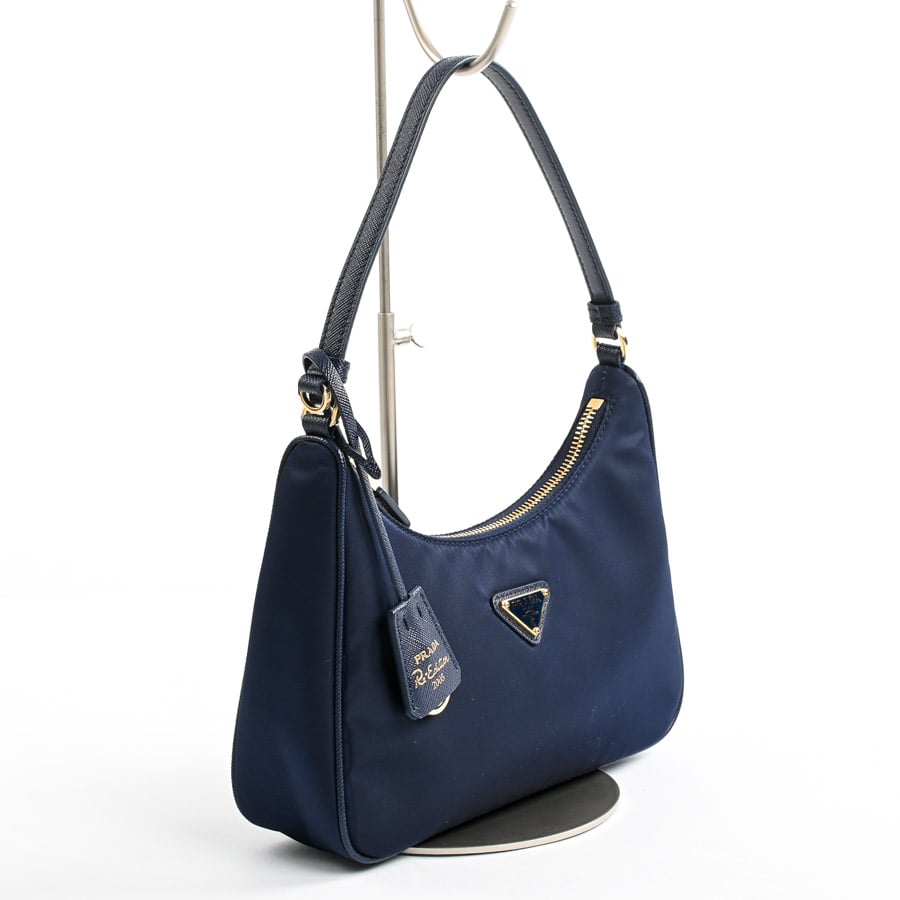 【らら】PRADA Re-Edition2005Re-Nylonミニバッグ Re-Edition2005Re-Nylonミニバッグ | ショルダーバッグ | リナイロン