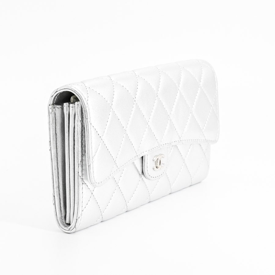 クラシックロングフラップウォレット(約W19.5xH10.5xD3.5cm