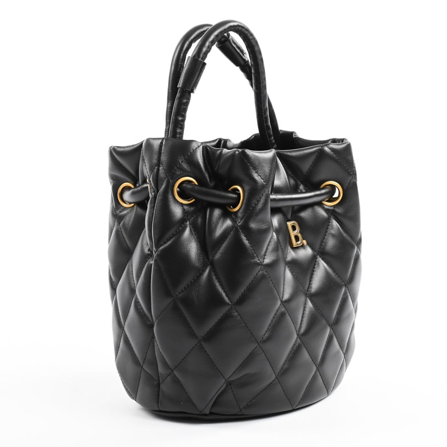 Bバケットバッグ(約W19xH20xD15cm(実寸) ブラック): ブランドバッグ