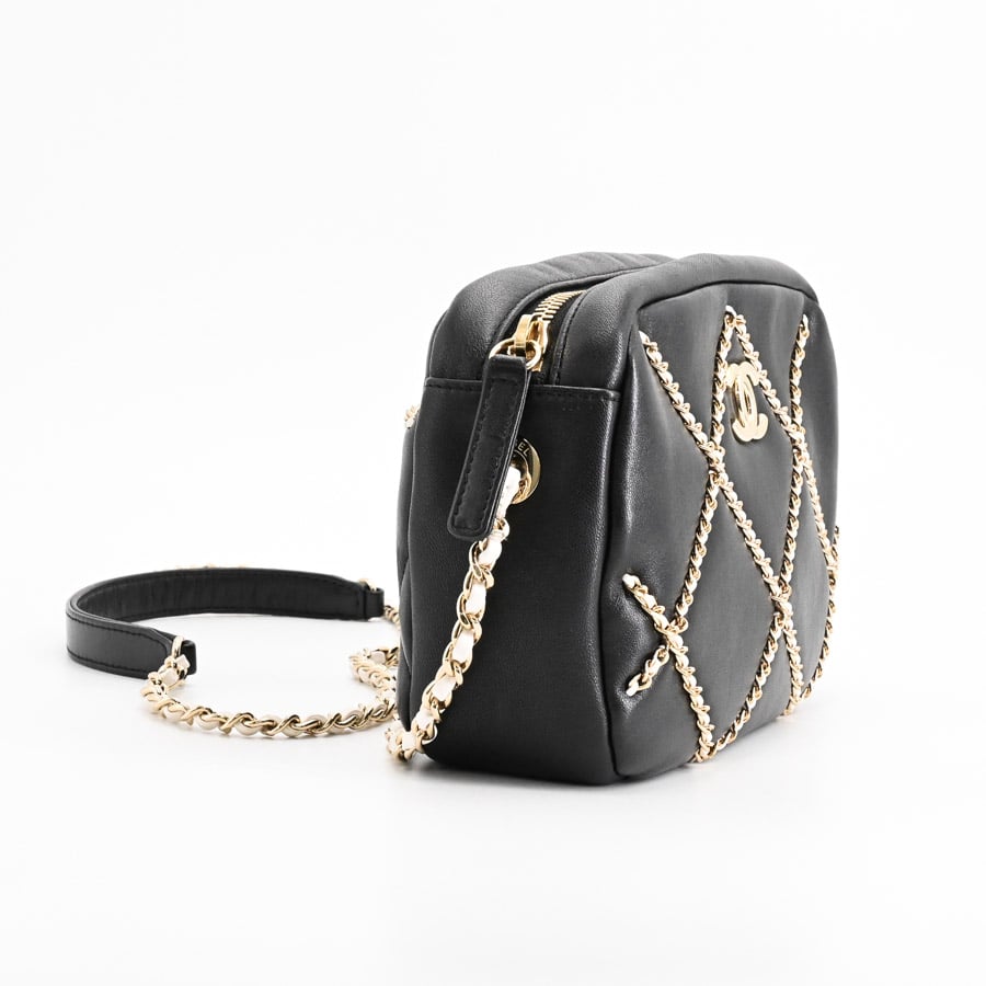 チェーンショルダーバッグ(約W20xH14xD6cm(実寸) ブラック/ホワイト