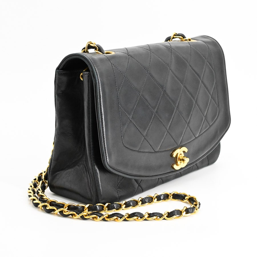 中古 シャネル CHANEL A01165 2番台 レディース ショルダーバッグ ダイアナ ネイビー ラムスキン CHANEL - 中古 シャネル CHANEL A01165 2番台 レディース ショルダー