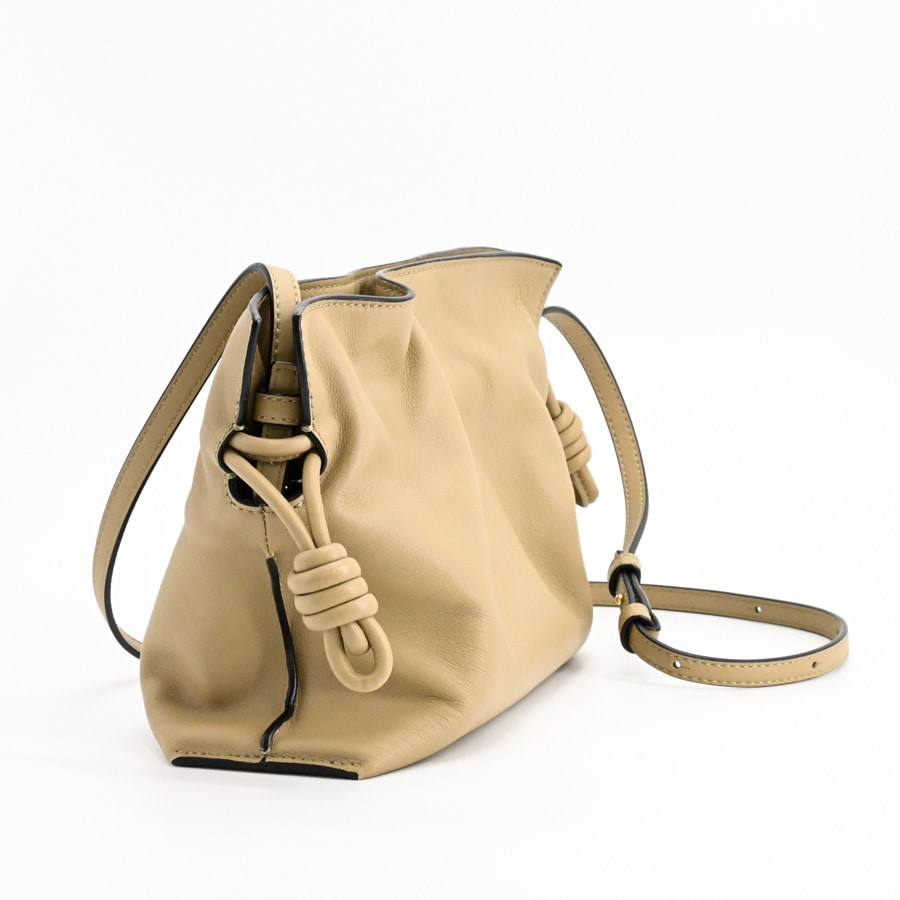 フラメンコクラッチミニ(約W23.9xH18xD9cm ベージュ): ブランドバッグ