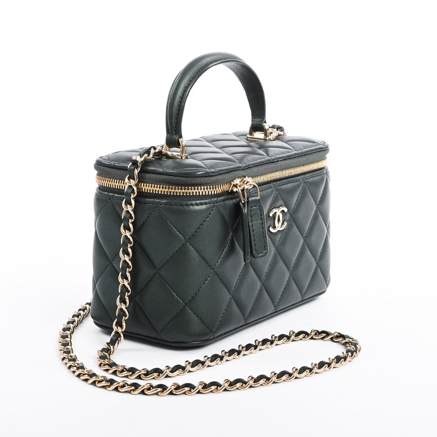 シャネル ミニヴァニティチェーンショルダーバッグ AP2199 62399 CHANEL（シャネル） ミニヴァニティチェーンショルダーバッグ