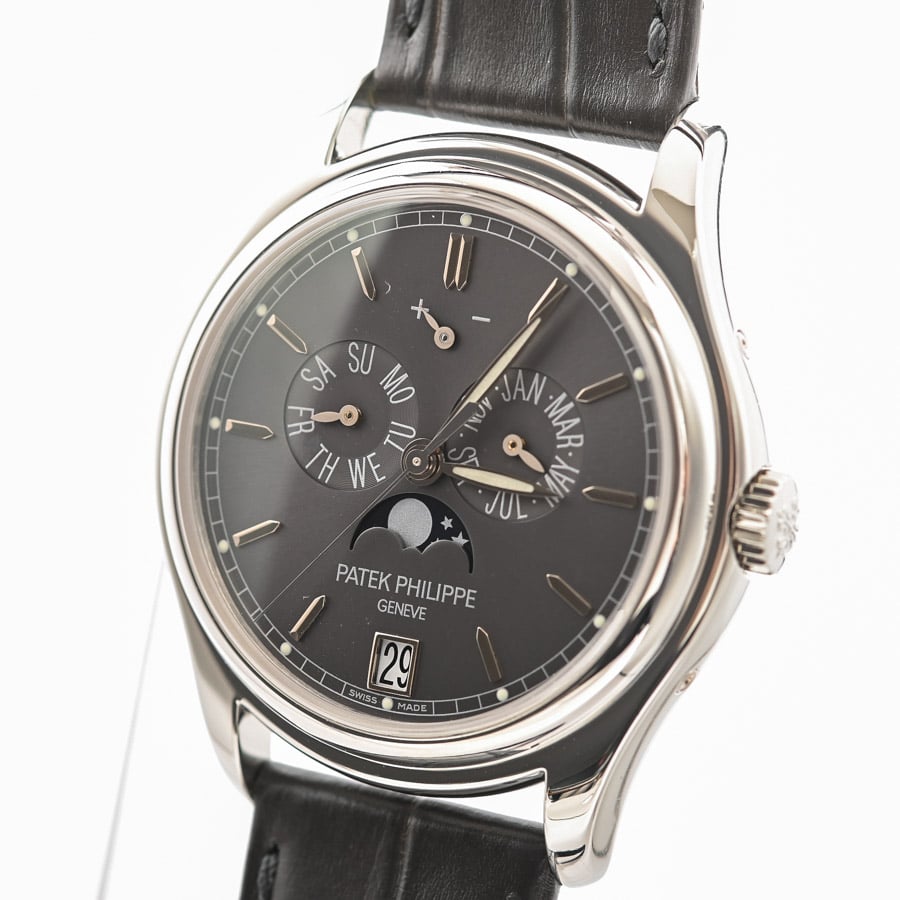 アニュアルカレンダー(ケース:約39mm(実寸) グレー): ブランド時計