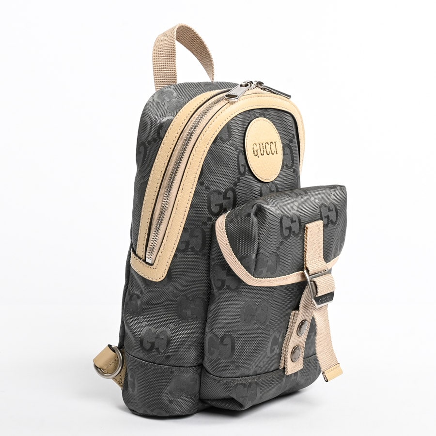 OFF THE GRIDスリングバックパック | 658631 | バックパック | 中古A品