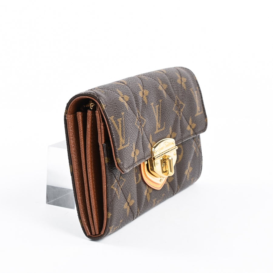 GWセール‼️ ‼️【デザイン性抜群‼️高見え‼️】VUITTON ポルトフォイユ　サラ ポルトフォイユサラ | M66556 | 長財布 | 中古A品| ユニセックス│ルイ