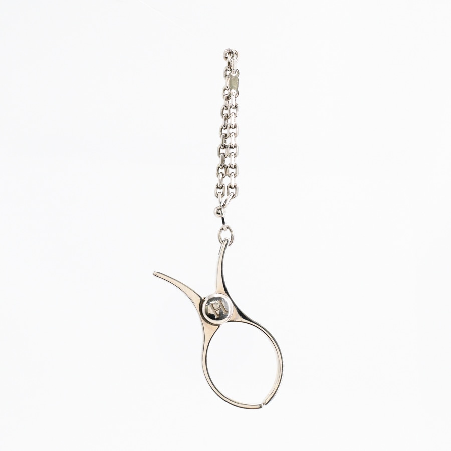 フィルー(金具含む全長:約19cm チャーム:約W3xH6cm(実寸) シルバー