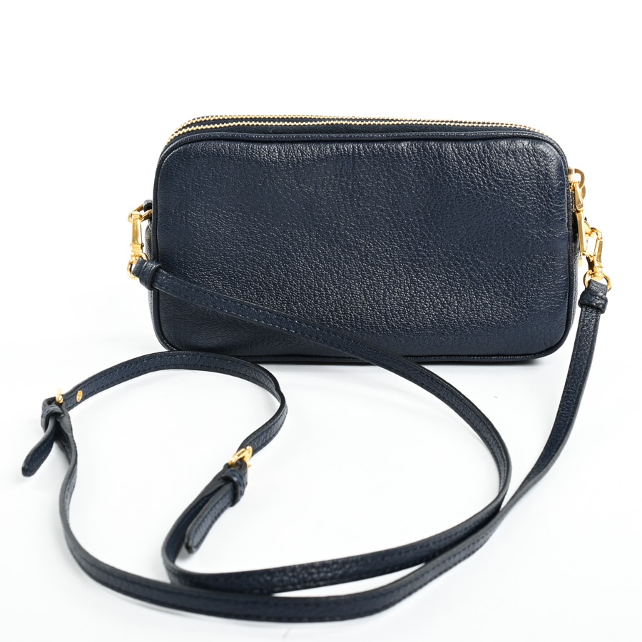 【MiuMiu直営】セール！レザー ロゴ型押し ショルダーバッグ MIUMIU ミュウミュウ ステッチ ショルダーバッグ レザー