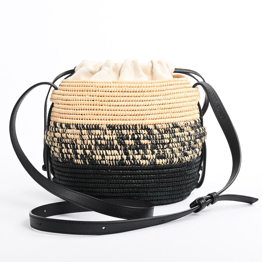 ⭐︎ロエベ⭐︎ カゴバック　ビーハイブバスケット 美品 楽天市場】LOEWE ロエベ かごバッグ BEEHIVE ビーハイブ