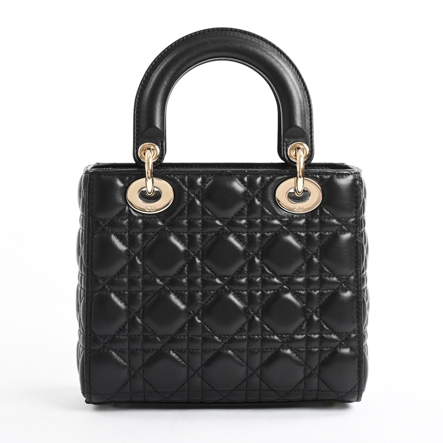 MiuMiu store Dior ディオール　エナメルバッグ　黒 MiuMiu store Dior ディオール エナメルバッグ 黒 レディ