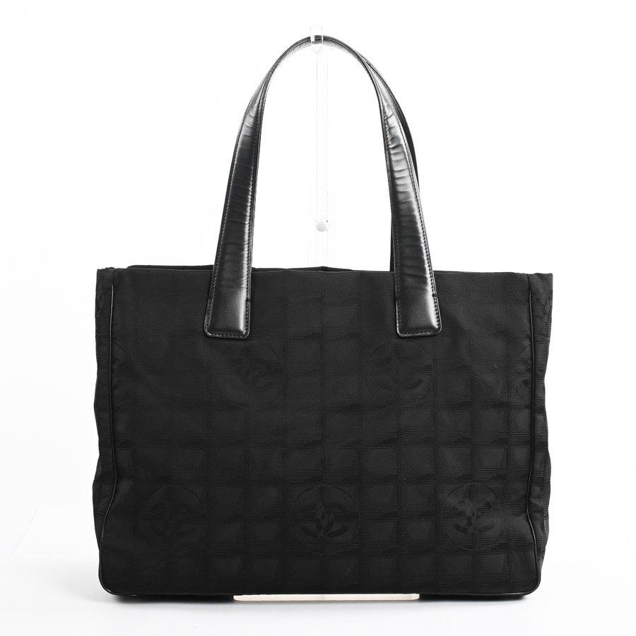 お値下げ　正規品　シャネル　CHANEL　ニュートラベルライン　トートMM CHANEL - CHANEL(シャネル) トートバッグ ニュートラベルライン