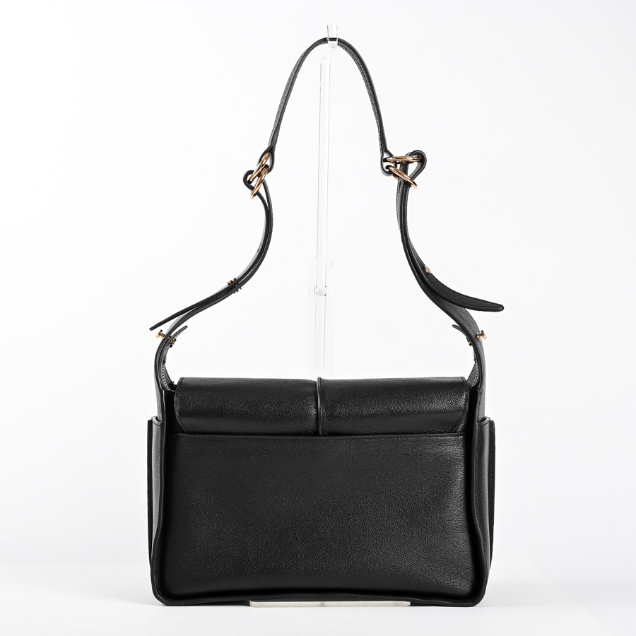 Tタイムレスショルダーバッグ | ショルダーバッグ | 型押し