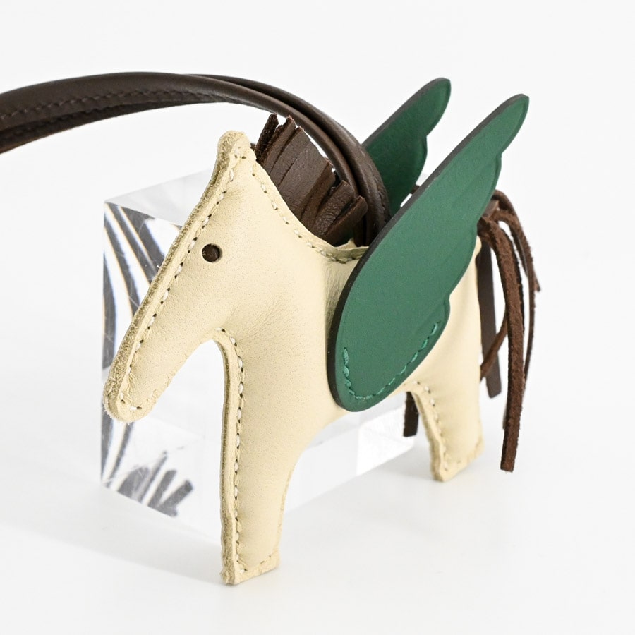 ロデオペガサスPM(ストラップ含む全長24xチャーム:W9(尻尾含まず)xH7cm