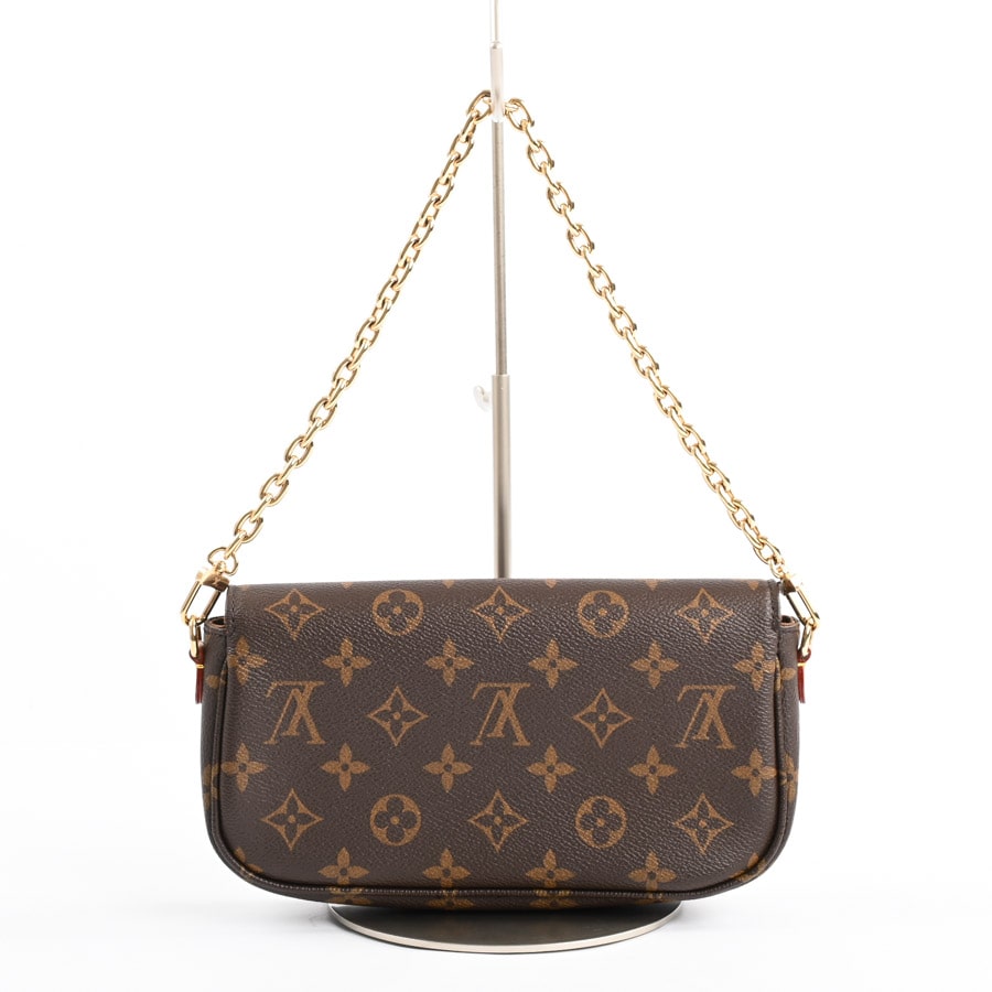 ウォレットオンチェーンアイビー | M81911 | ショルダーバッグ | 中古A