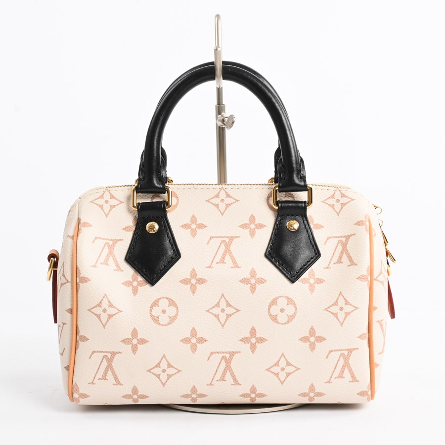 LOUIS VUITTON ホライズンライン　サンダル　ピンクベージュ 25cm LOUIS VUITTON ホライズンライン サンダル ピンクベージュ 25cm