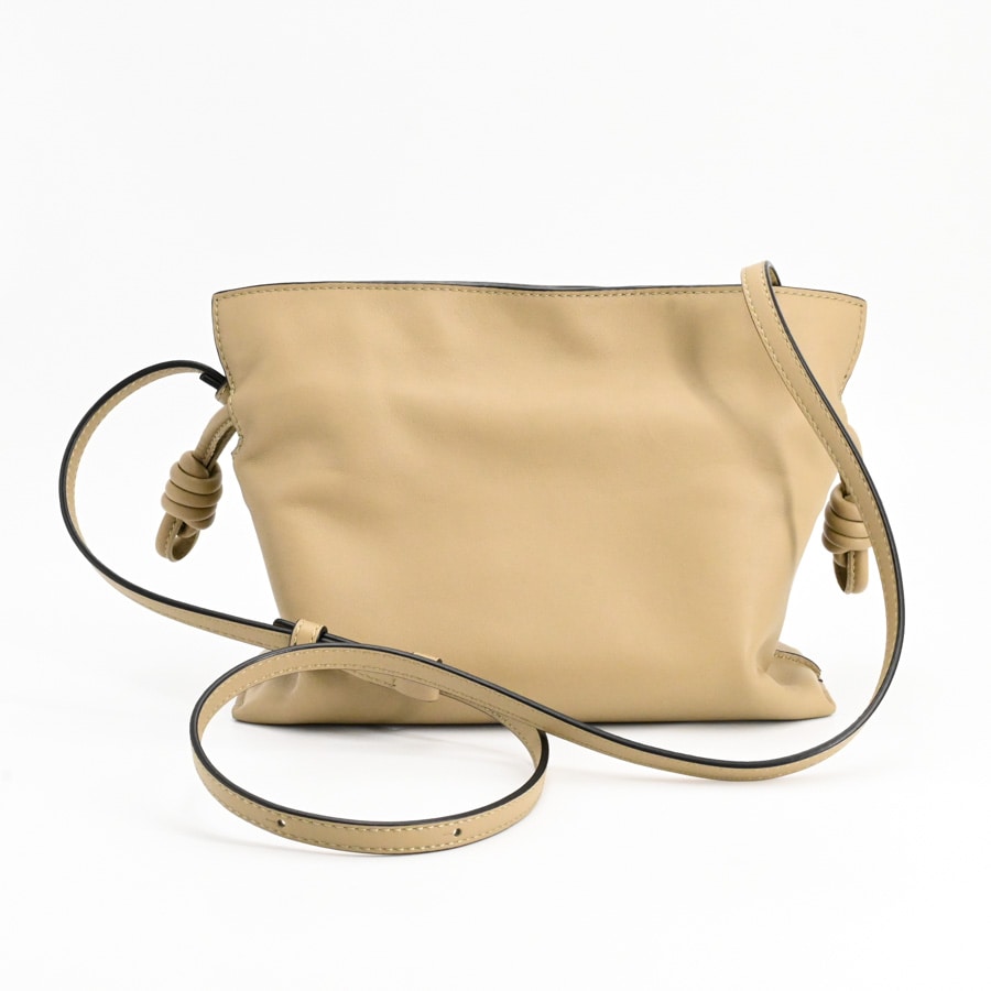 フラメンコクラッチミニ(約W23.9xH18xD9cm ベージュ): ブランドバッグ