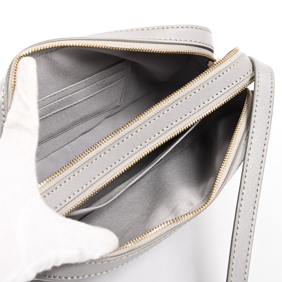 ロングショルダーバッグ(約W22xH15xD6.5cm(実寸) グレー): ブランド