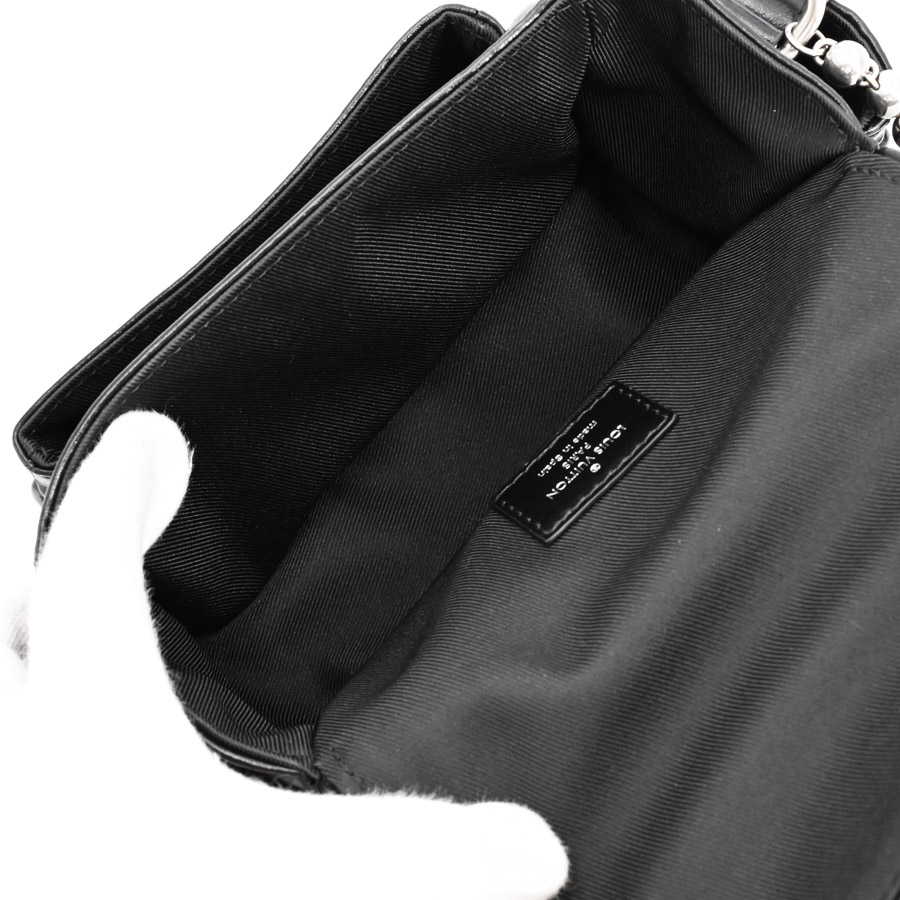 カーゴウェアラブルウォレット | M13989 | ショルダーバッグ