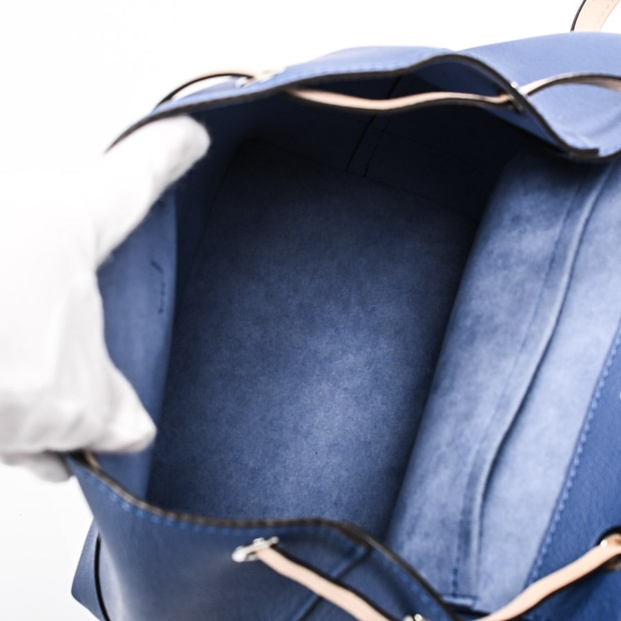 ロックミーバックパック | M41817 | バックパック | 型押しレザー