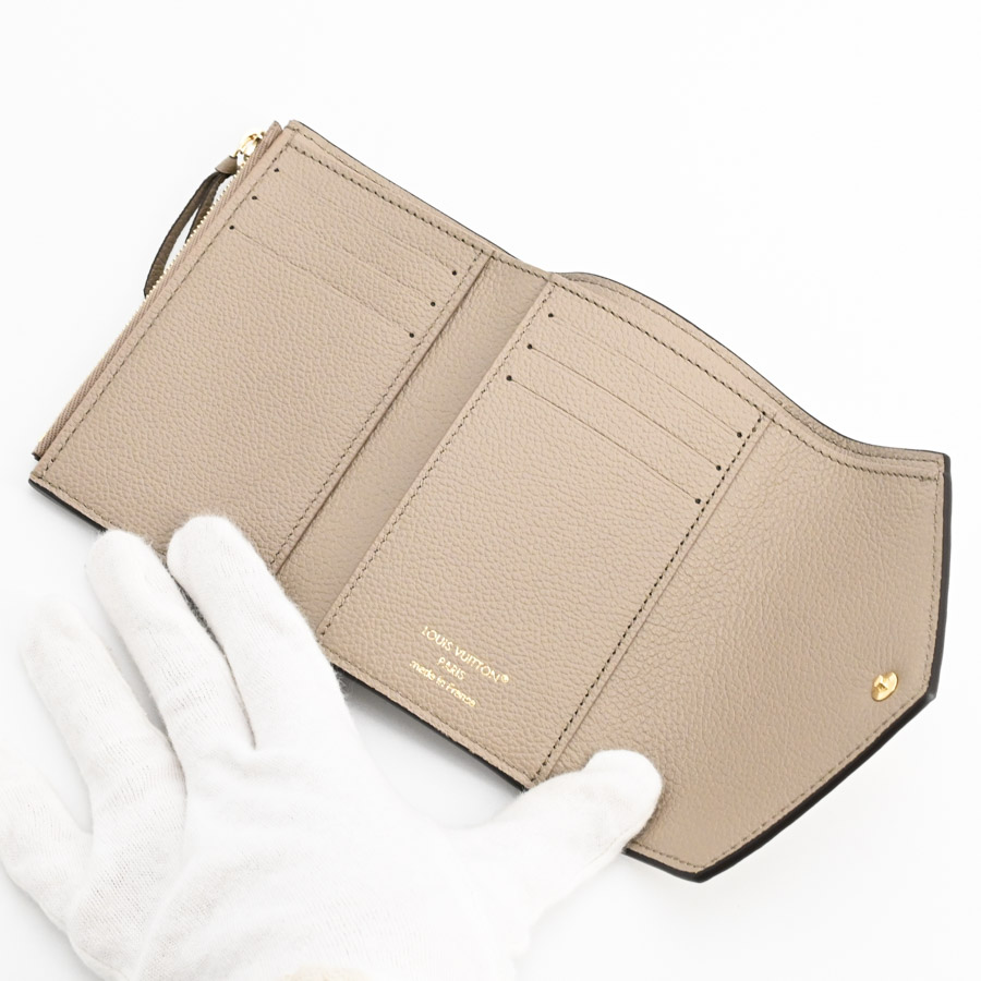 極美品 LOUIS VUITTON ポルトフォイユ ヴィクトリーヌ ホワイト LOUIS VUITTON（ルイ・ヴィトン） ポルトフォイユ ヴィクトリーヌ財布