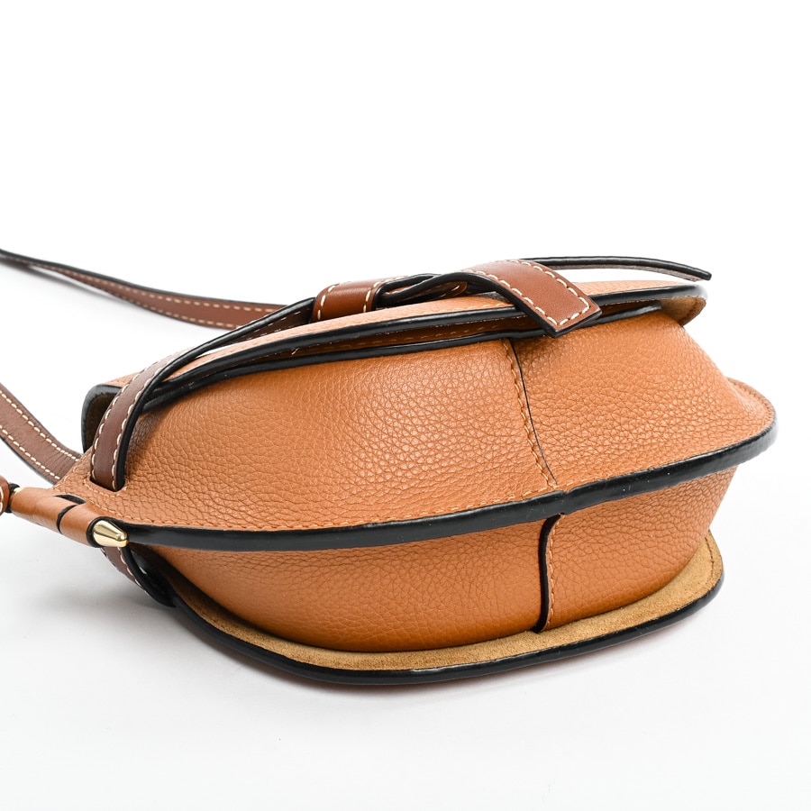 ロエベ レザー ゲート バッグ ショルダー 321.12.U62 ロエベ(LOEWE)ロエベ ゲートバッグ ミニ ショルダーバッグ