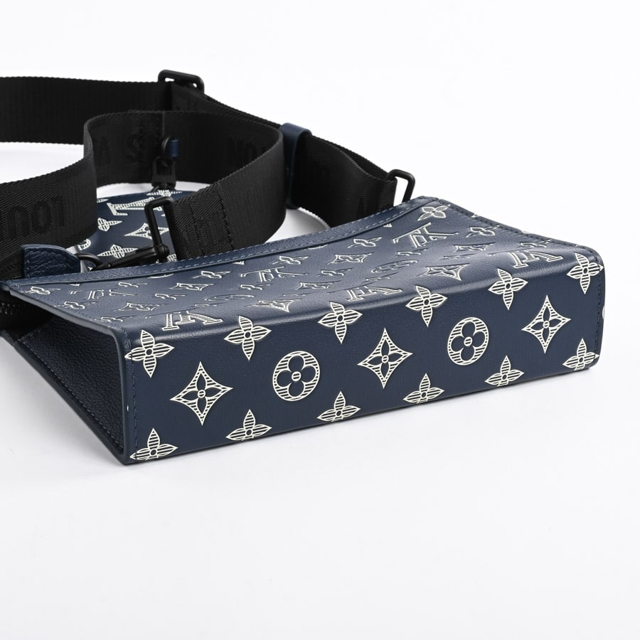 【極美品】ルイヴィトン　ガストン・ウェアラブル ウォレット LOUIS VUITTON ルイヴィトン ショルダーバッグ ガストン