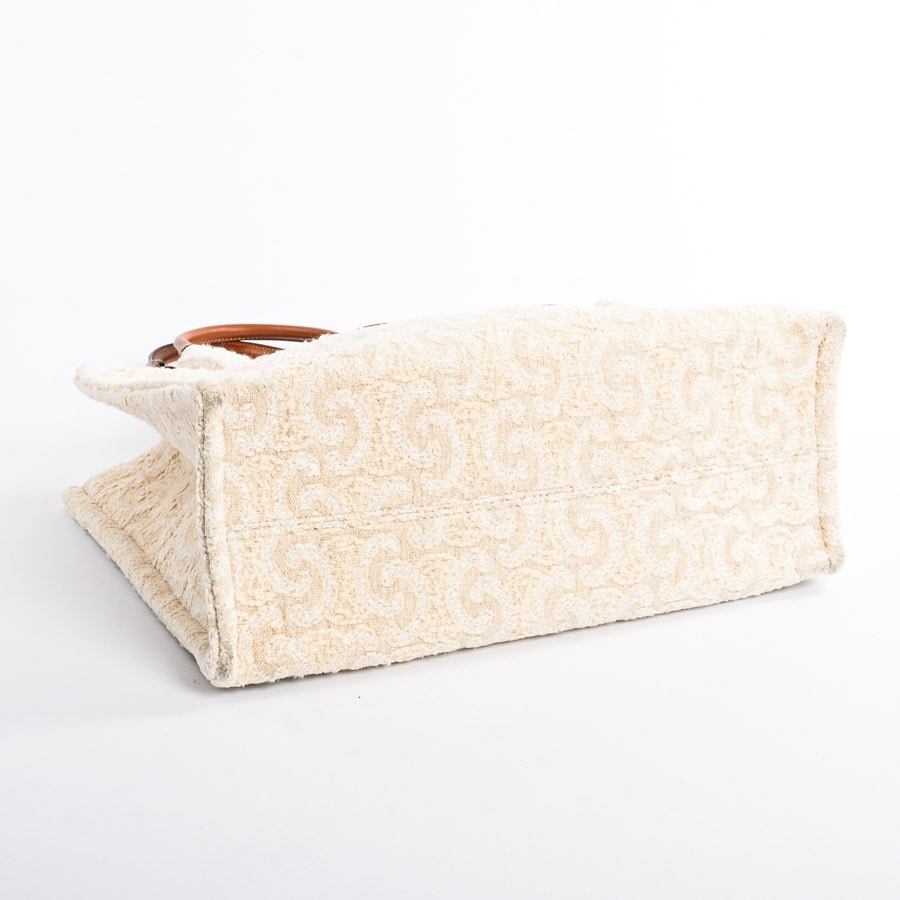 海外製品。サービス品。 ラージカバタイス | 196762 | トートバッグ | ウール | 中古AB品