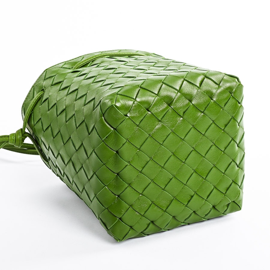 スモールバケットバッグ | 717432 | ショルダーバッグ