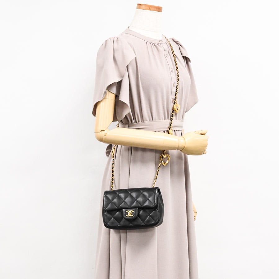 【大人気！入荷極小】CHANEL ミニフラップバック（ミニマト） 大人気！入荷極小】CHANEL ミニフラップバック（ミニマト