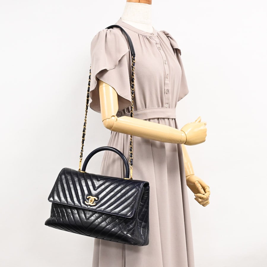 シャネル | マキシトップハンドルフラップバッグ | A92992  