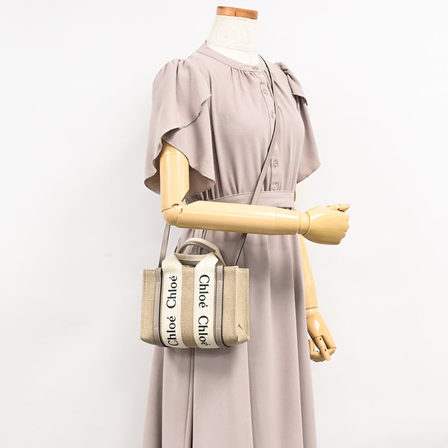 未使用 Chloé ベージュキャンバスショルダーバッグ クロエ 未使用 Chloé ベージュキャンバスショルダーバッグ クロエ