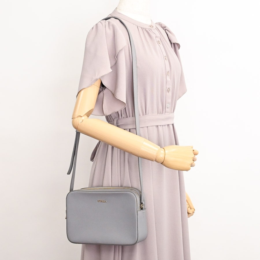 FURLA グレー レザー ショルダーバッグ FURLA フルラ バック （グレー） : ブランド公式 LOCOMALL ロコモール