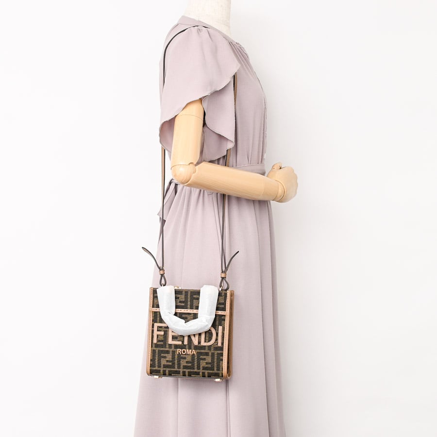 FENDI サンシャイン ショッパー スモール ホワイトレザー ミニバッグ