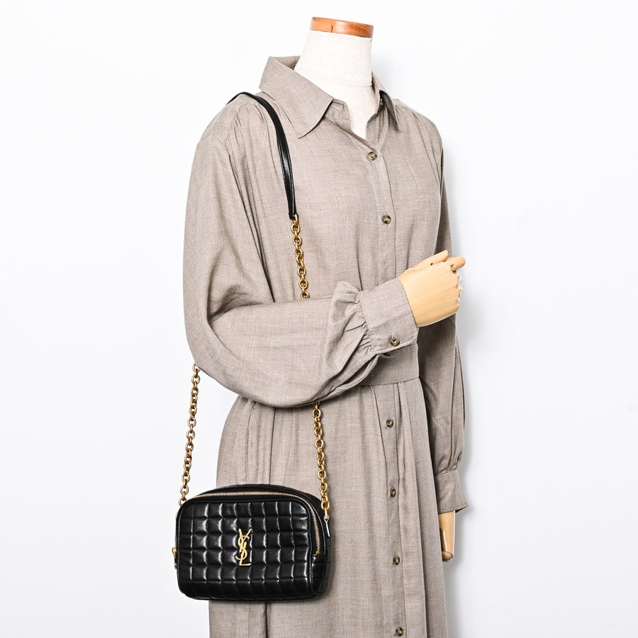 カサンドラマトラッセカレカメラバッグ | 764809 | ショルダー