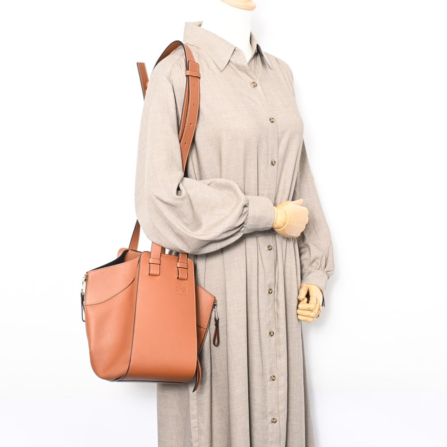 ハンモックミディアム | 387.30.T38 | ショルダーバッグ | カーフ  