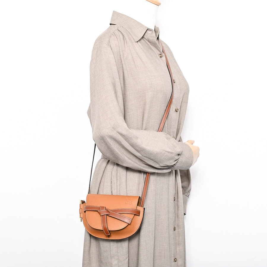 ロエベ レザー ゲート バッグ ショルダー 321.12.U62 ロエベ(LOEWE)ロエベ ゲートバッグ ミニ ショルダーバッグ