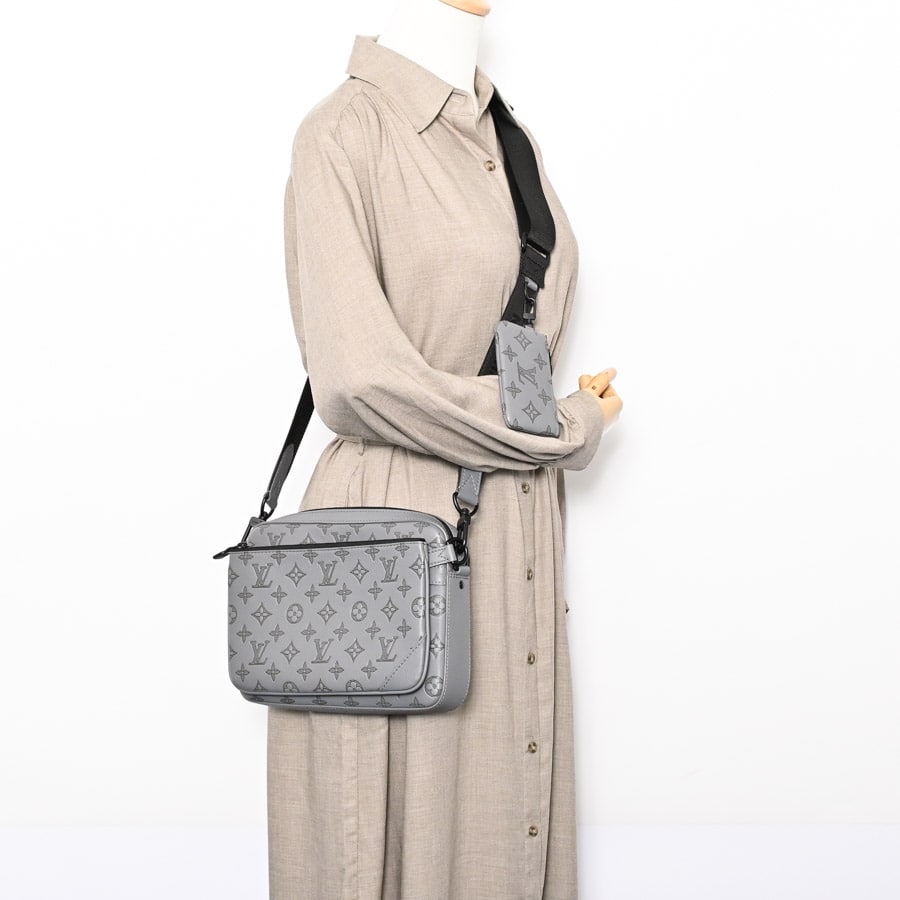 メンズ*LV*トリオメッセンジャーバッグ オールグレー M46603 トリオ・メッセンジャー モノグラム・シャドウ｜ルイ・ヴィトン