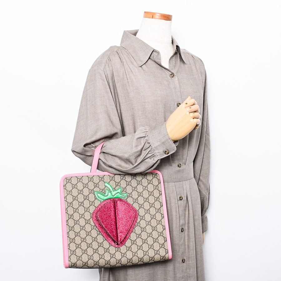 ✨美品✨GUCCI シェリーライン GG チャーム トートバッグ ピンク GUCCI GGキャンバス シェリーライン チャーム付トートバッグ美品