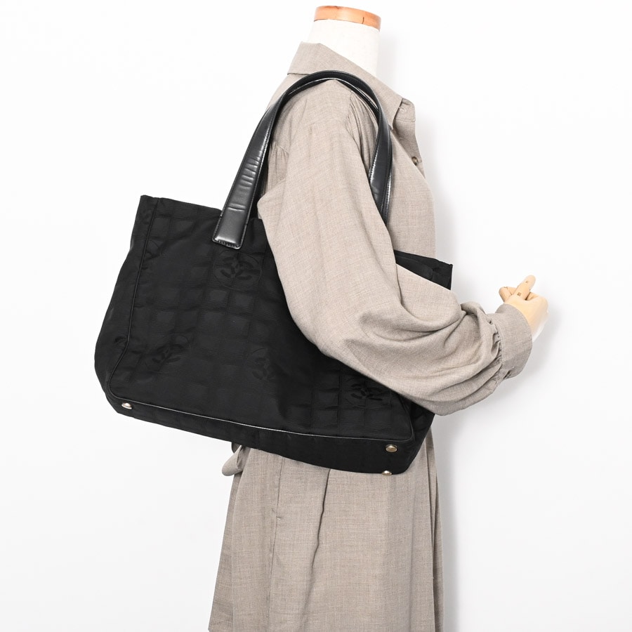 シャネル ニュートラベルライン トートMM A15991 トートバッグ ブラック 楽天市場】N 【中古】【CHANEL】シャネル ニュートラベルライン