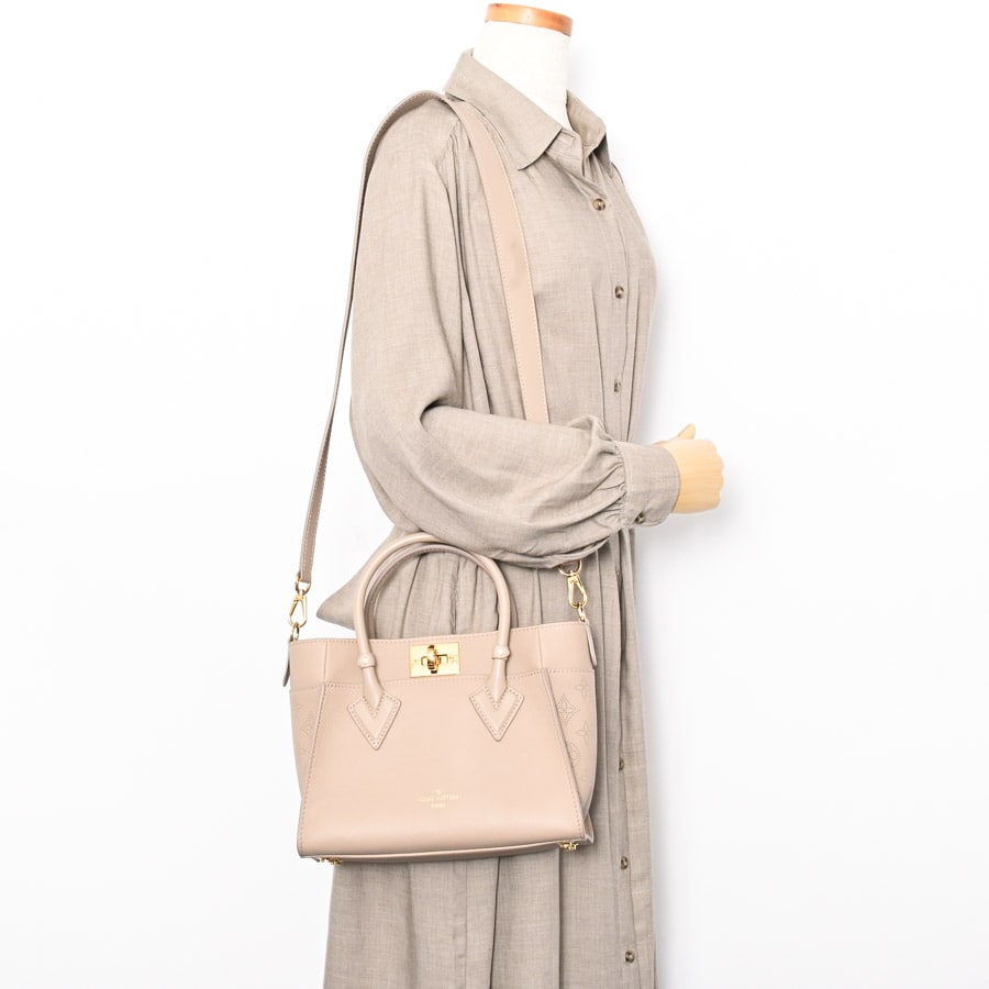 オンマイサイドPM | M20600 | ハンドバッグ | 型押しレザー | 中古A品