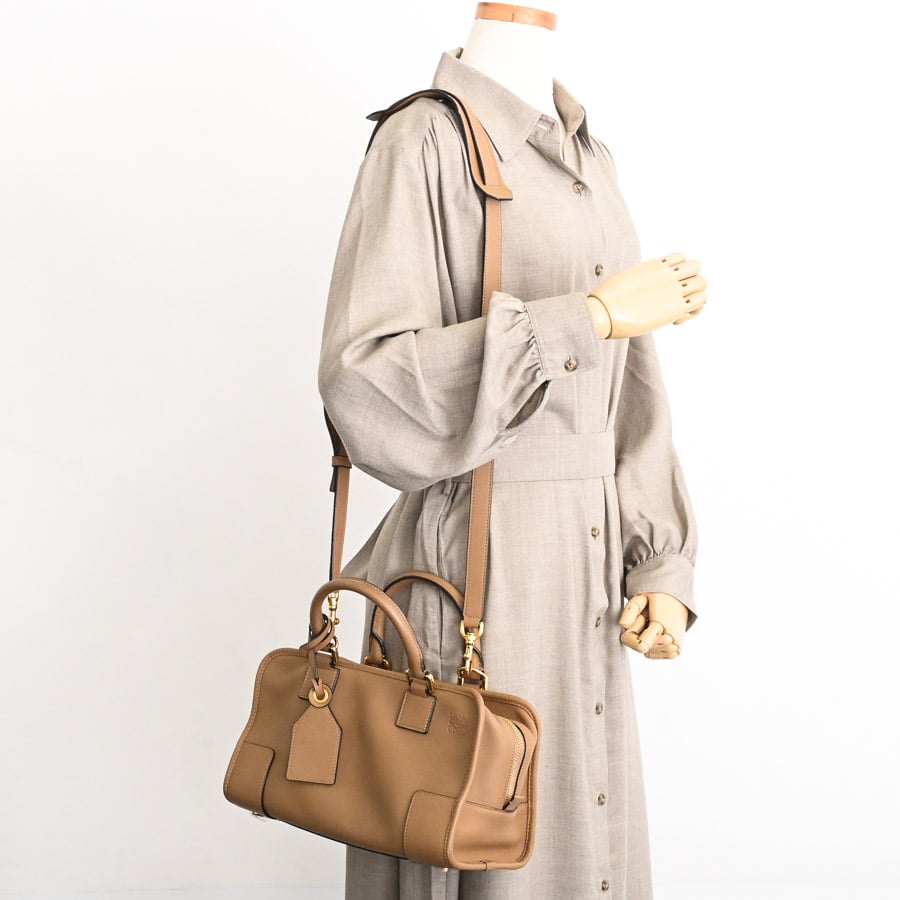 LOEWE ロエベ アマソナ28 ハンドバッグ 352.30.N03 アマソナ28 | 352.30.N03 | ハンドバッグ | 型押しレザー | 中古AB品