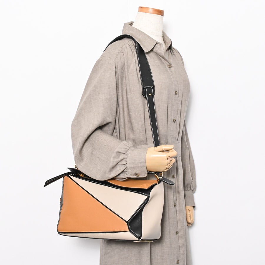 パズルバッグミディアム(約W29xH最大19xD12cm(実寸) ブラック/ブラウン