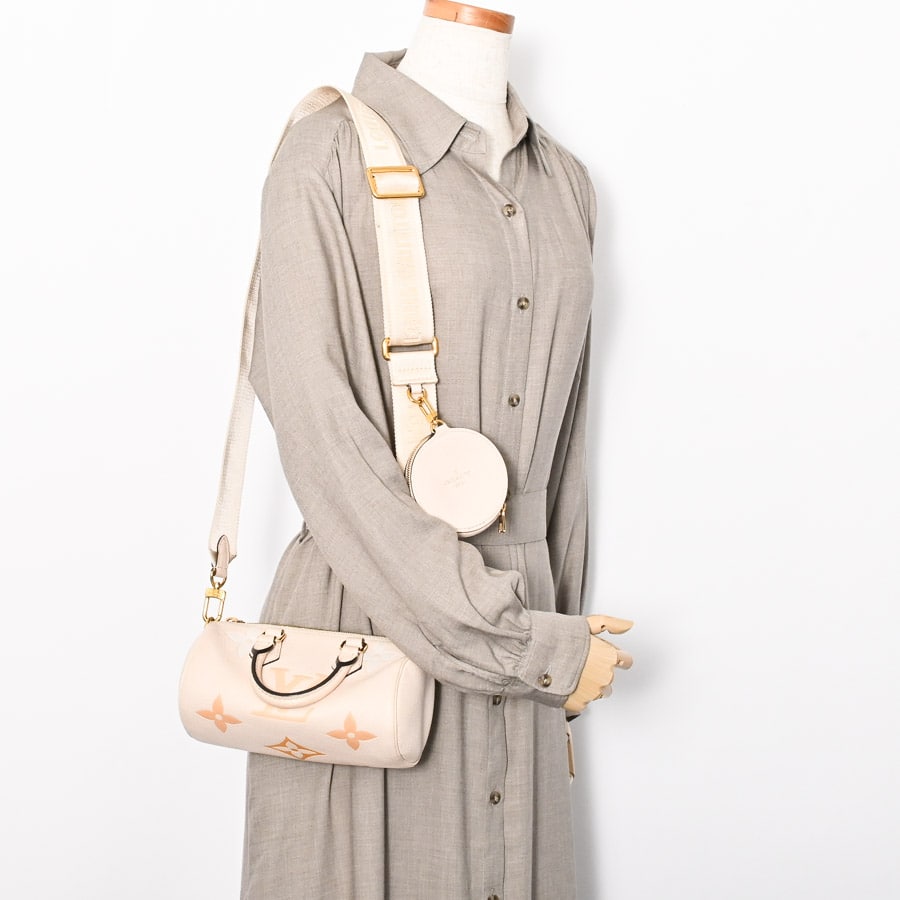 パピヨンBB(約W20xH10xD10cm クリームサフラン): ブランドバッグ【公式